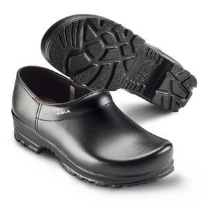 LBS Flex Clog Closed Heel Black