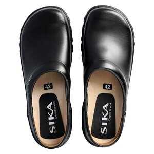 Comfort Clog Closed Heel Black